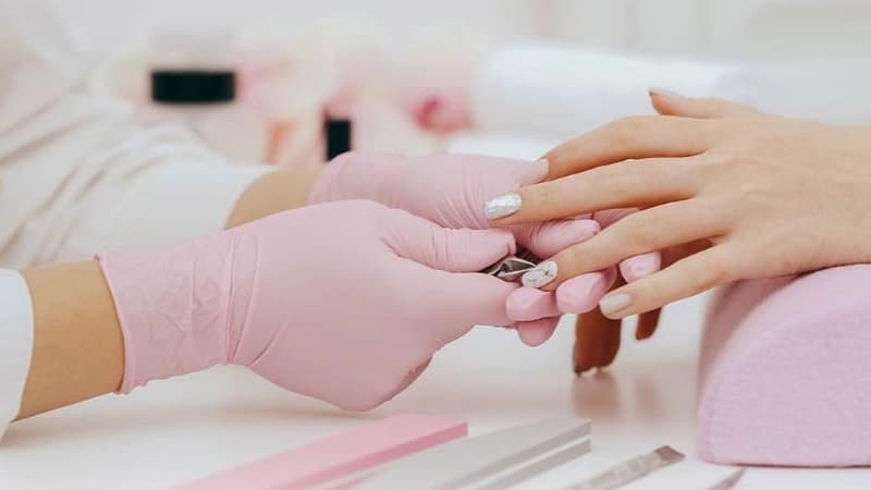برای مراقبت از ناخن کاشت چه کنیم؟